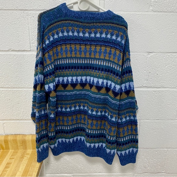 Eddie Bauer Knit pattern Large sweater - Picture 4 of 8